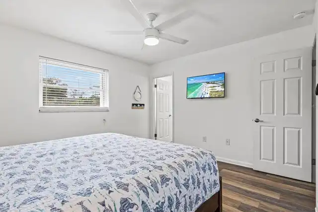 Listing Photo 33