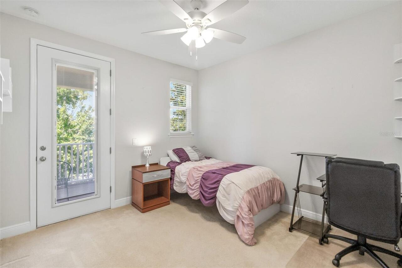 Listing Photo 9