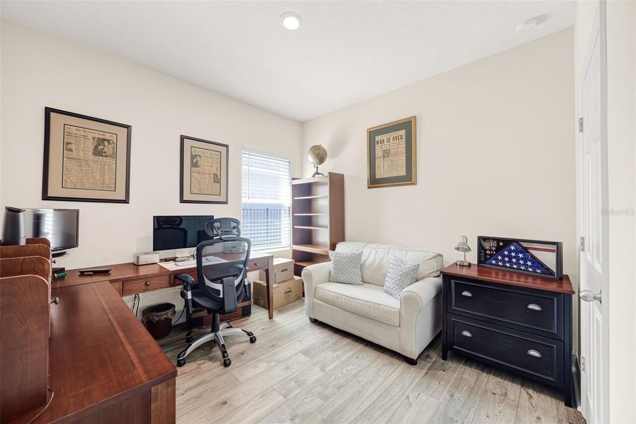 Listing Photo 12