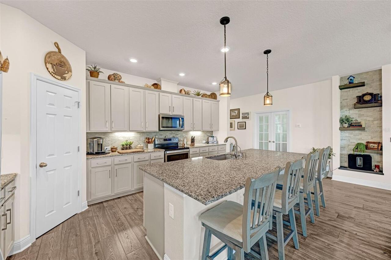 Listing Photo 18