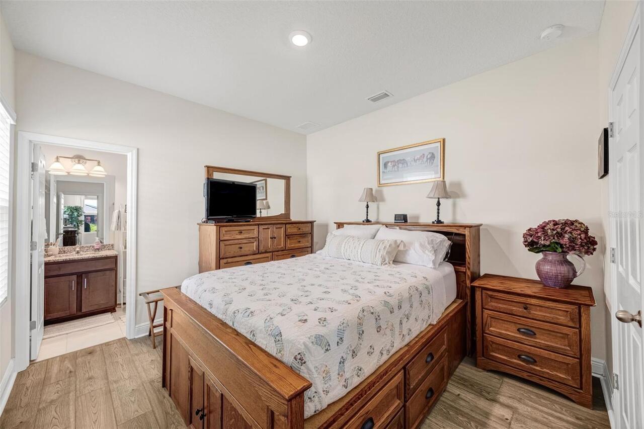 Listing Photo 32