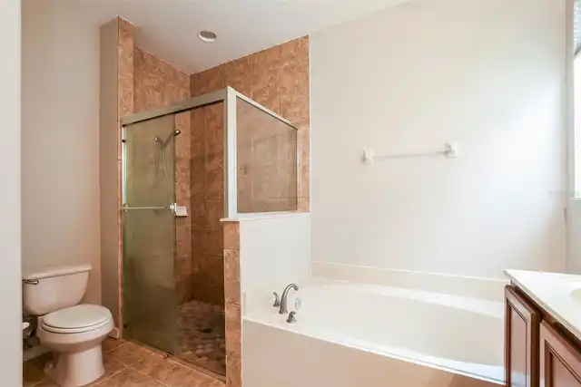 Listing Photo 25