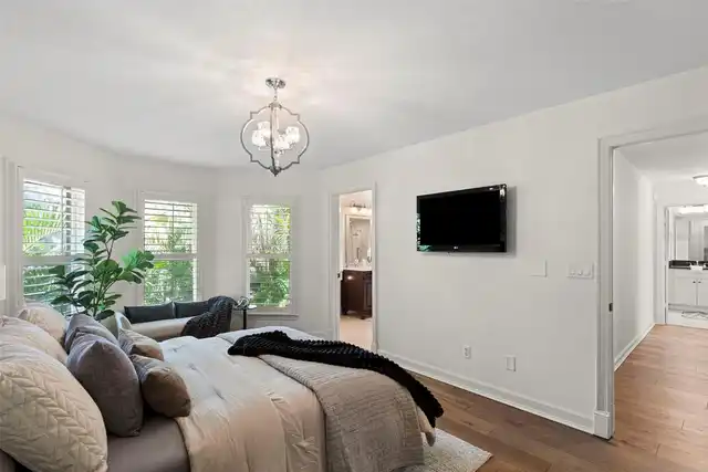 Listing Photo 25
