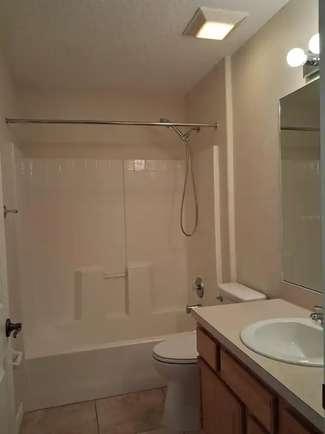 Listing Photo 14