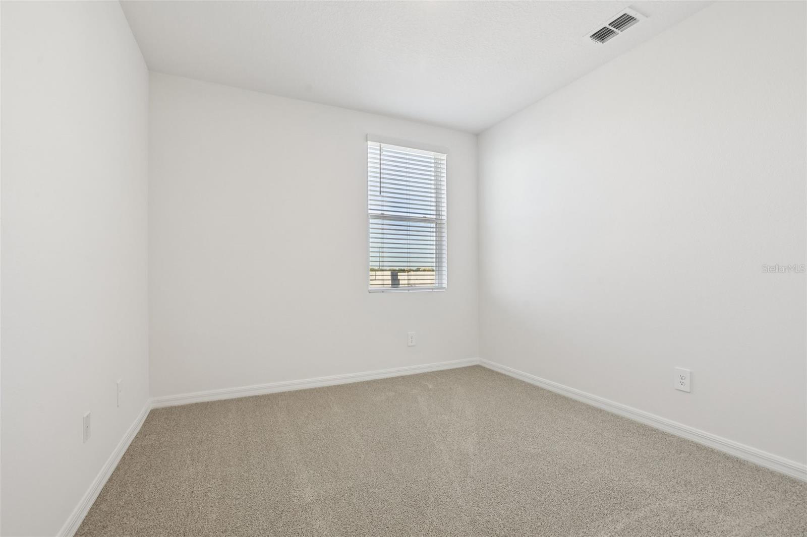 Listing Photo 20