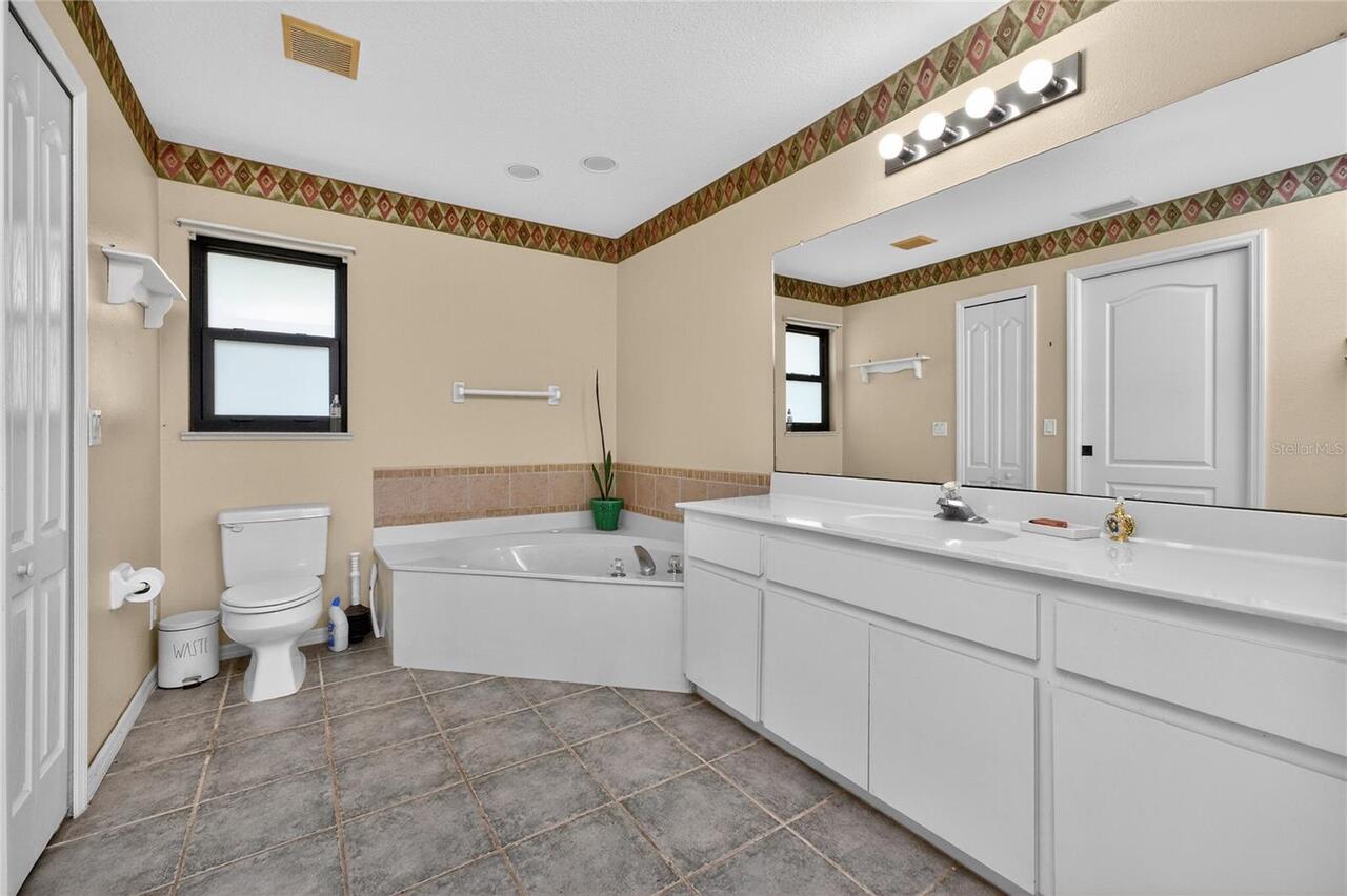 Listing Photo 38