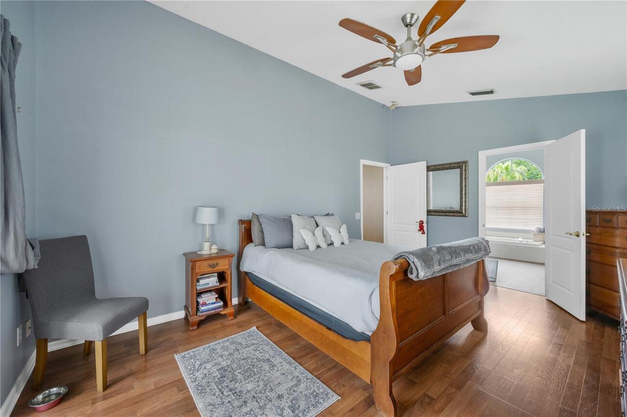 Listing Photo 16