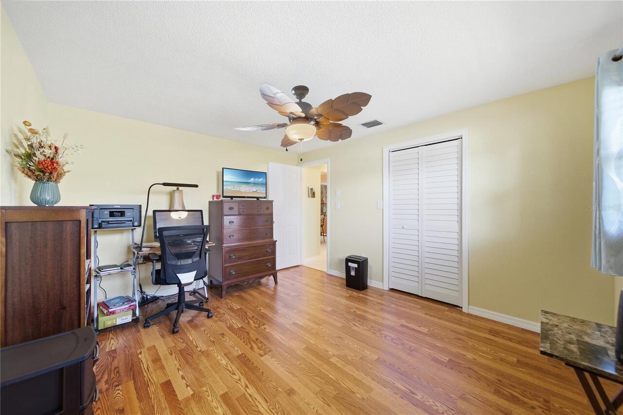 Listing Photo 7