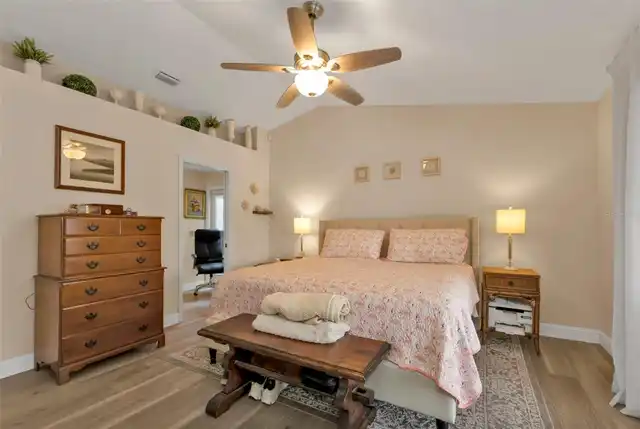 Listing Photo 35