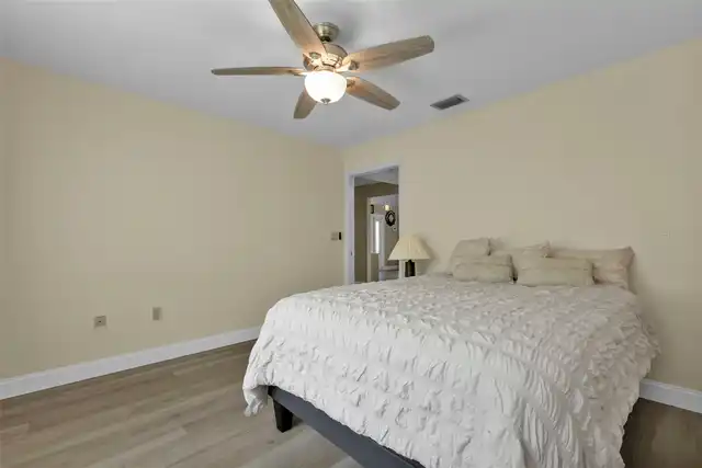 Listing Photo 44