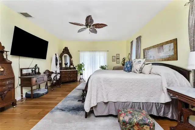 Listing Photo 21