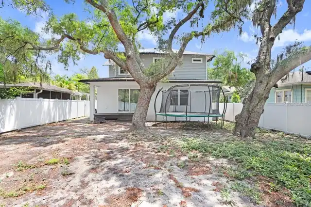 Listing Photo 28
