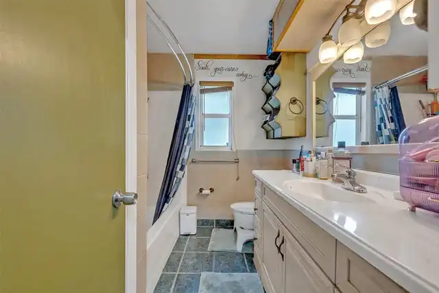 Listing Photo 18