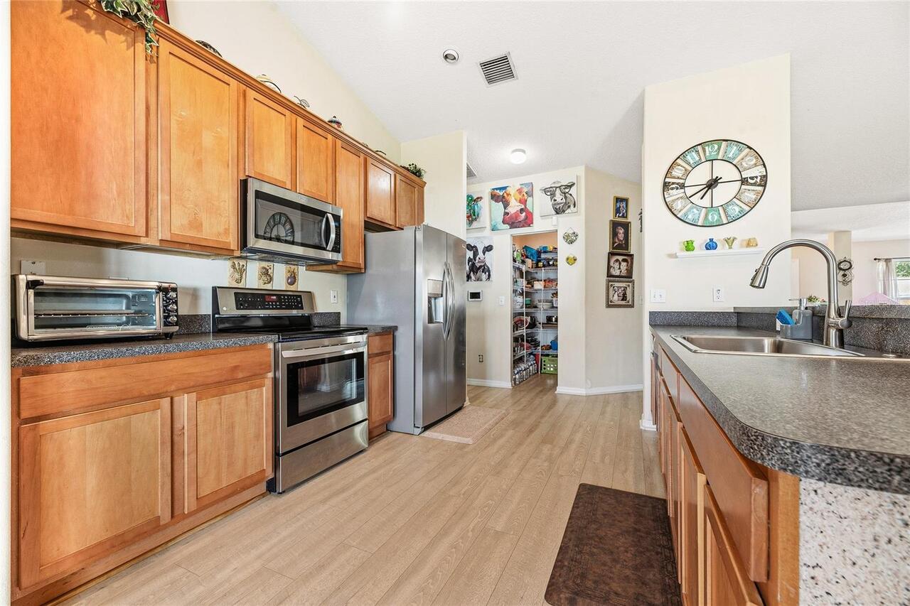Listing Photo 14