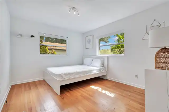 Listing Photo 22