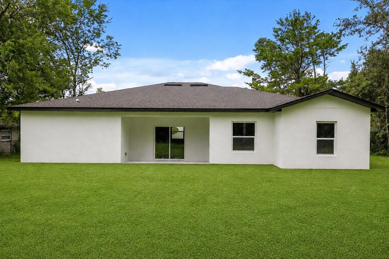 Listing Photo 9