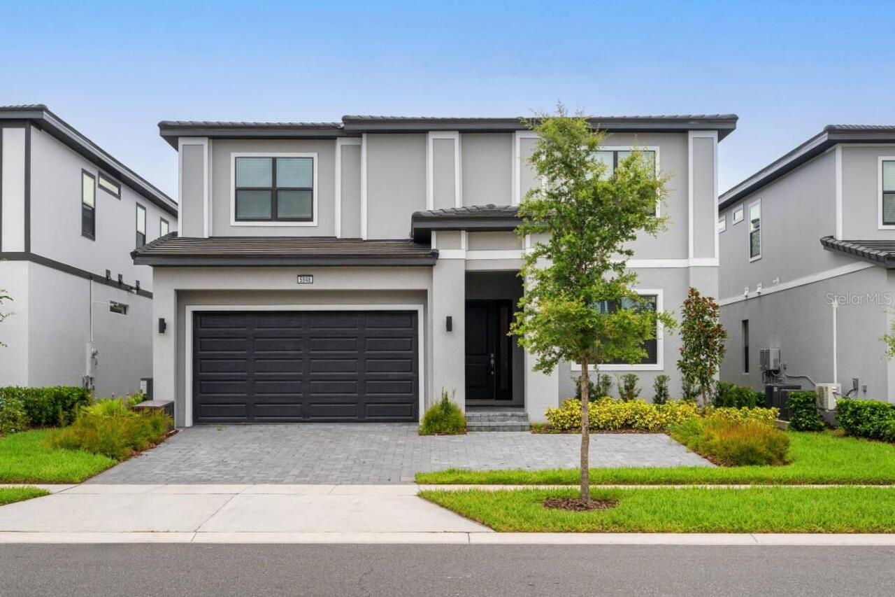 8BR, Home, 8BA, $1,680,000
Read More