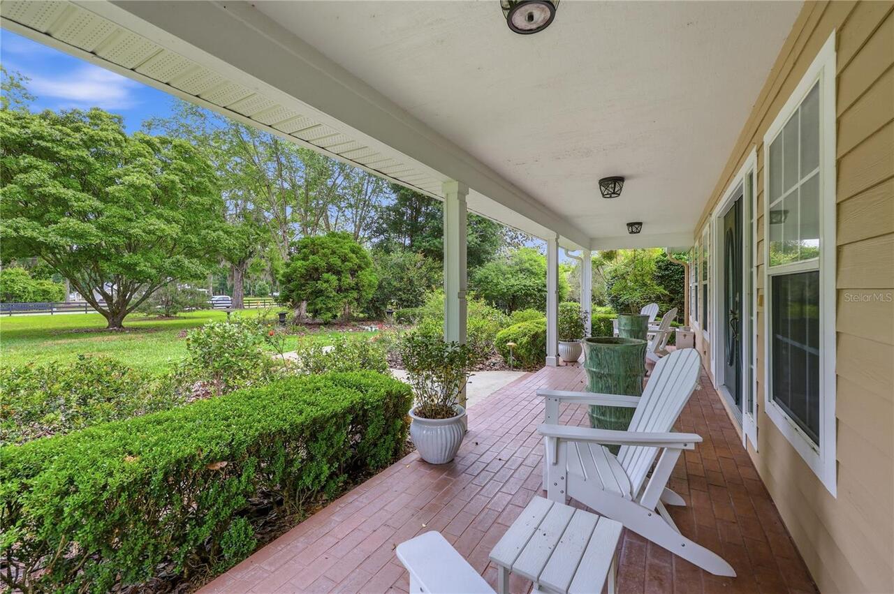 Listing Photo 10