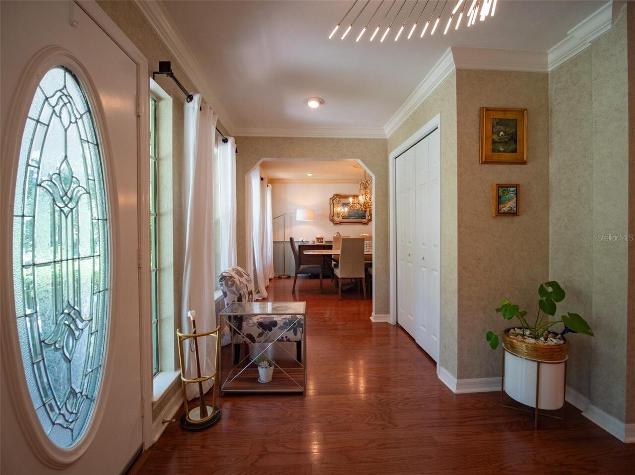 Listing Photo 11