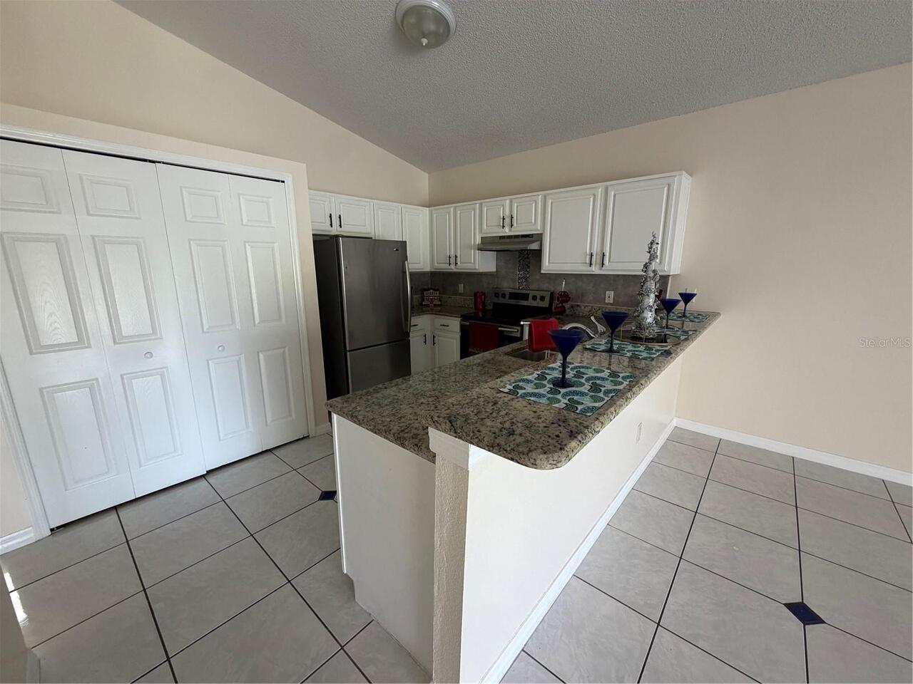 Listing Photo 10