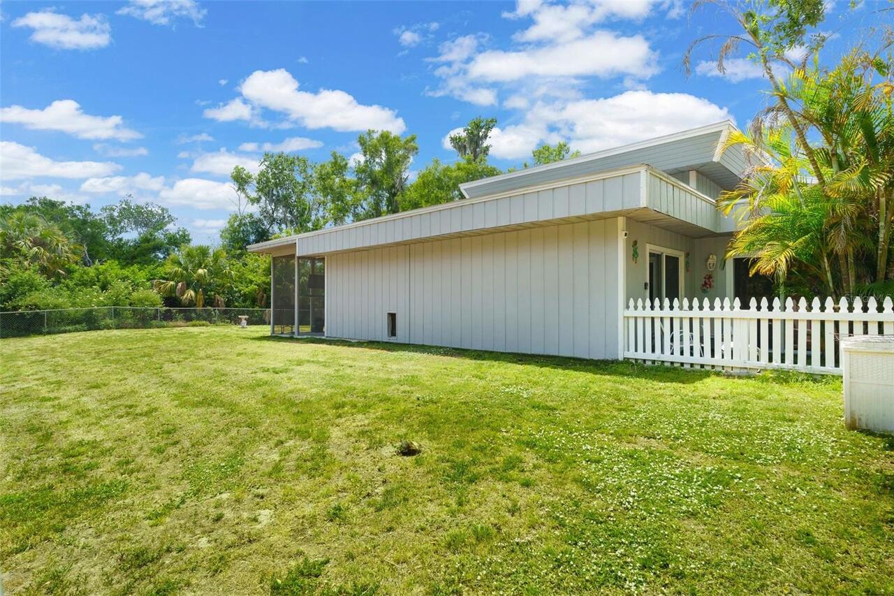 Listing Photo 47