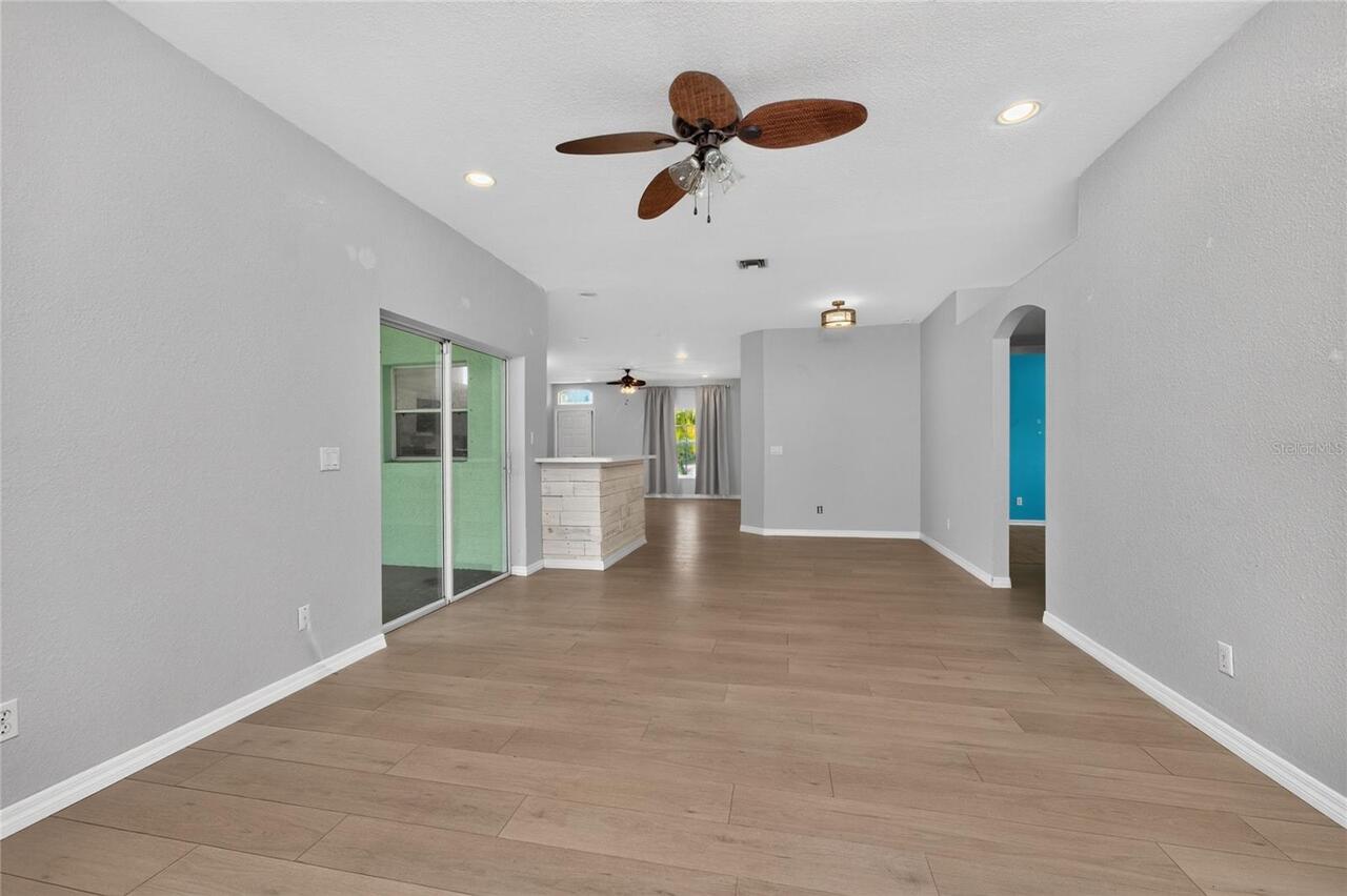 Listing Photo 15