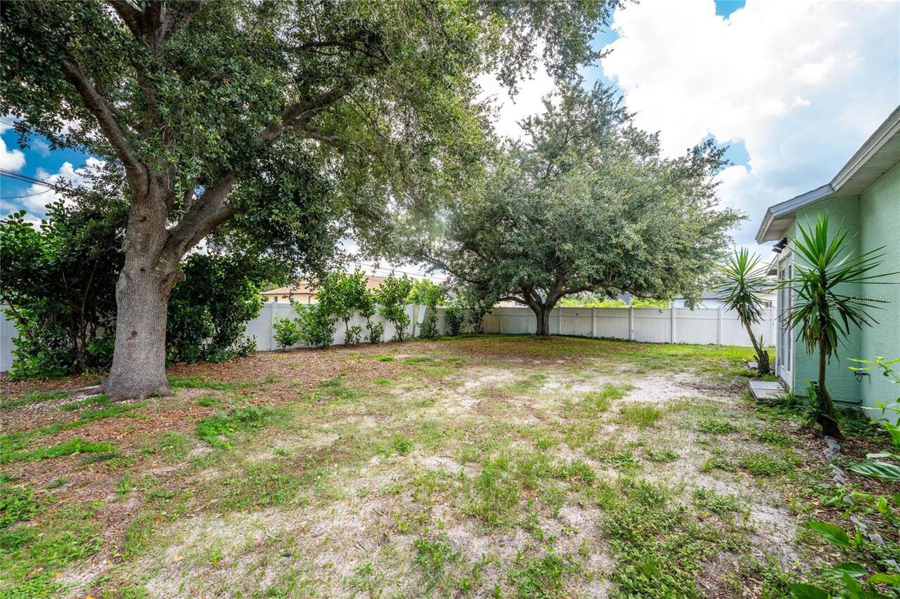 Listing Photo 43