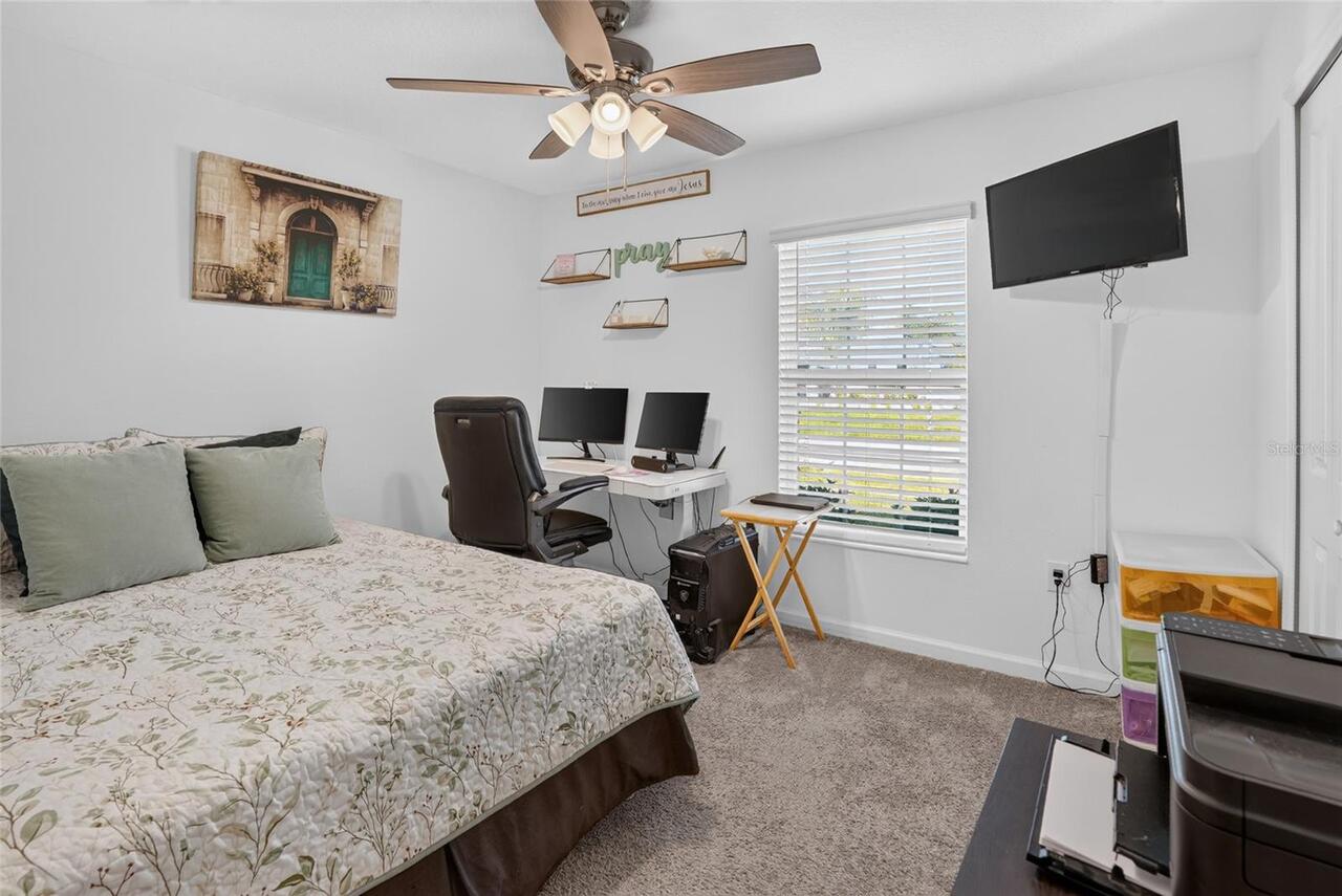 Listing Photo 8
