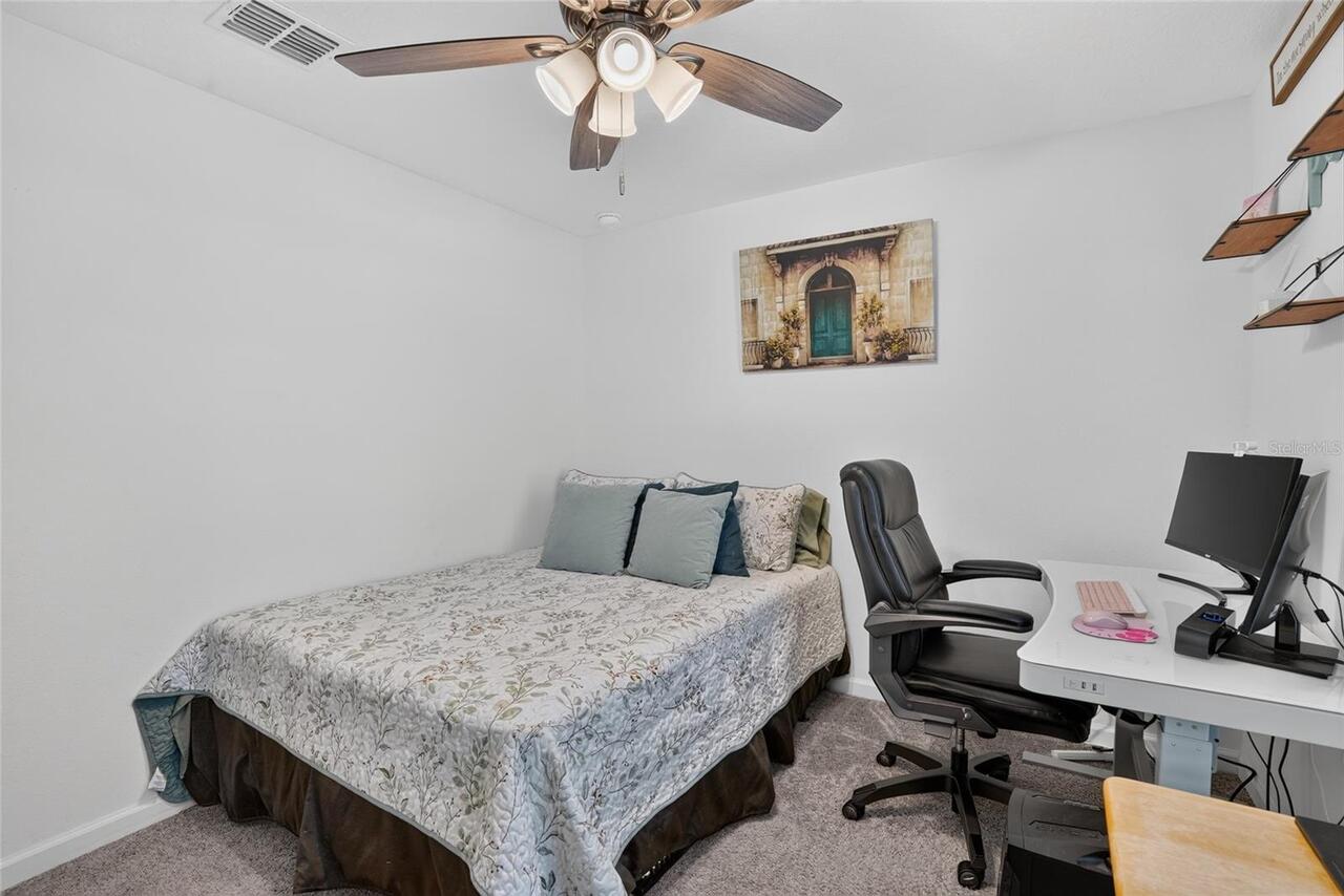 Listing Photo 9