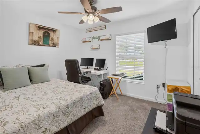 Listing Photo 10