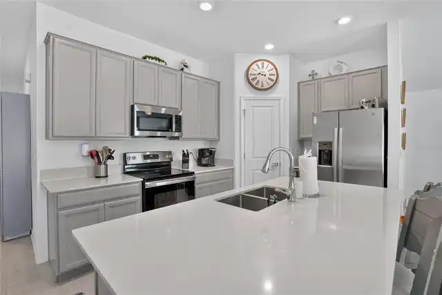 Listing Photo 16