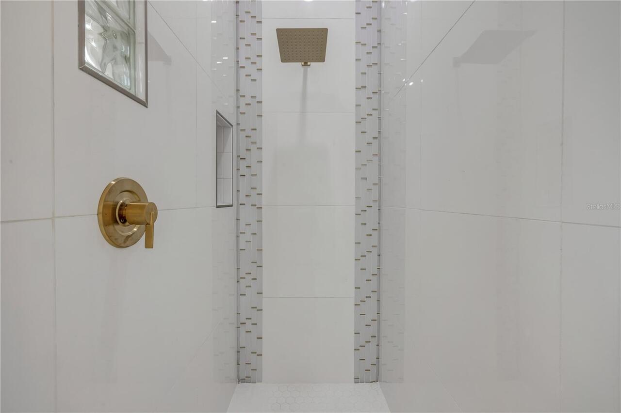 Listing Photo 41