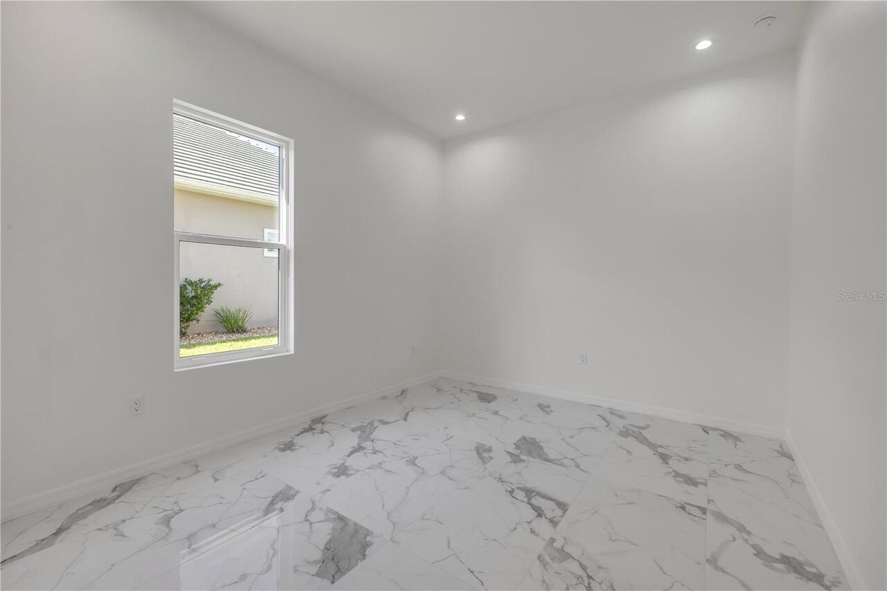 Listing Photo 42