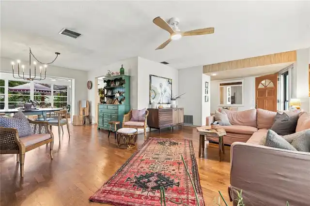 Listing Photo 14