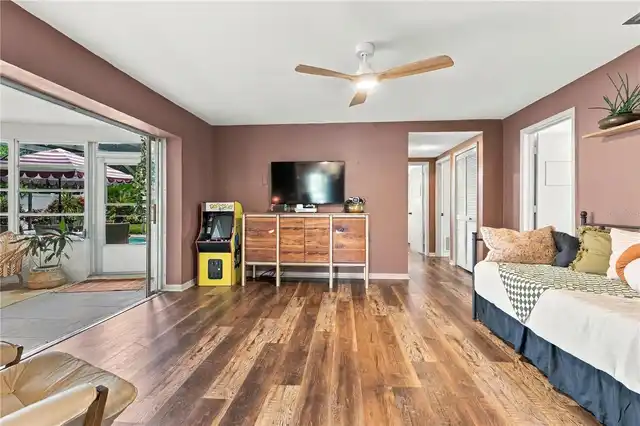 Listing Photo 33