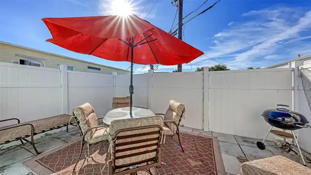 Listing Photo 15