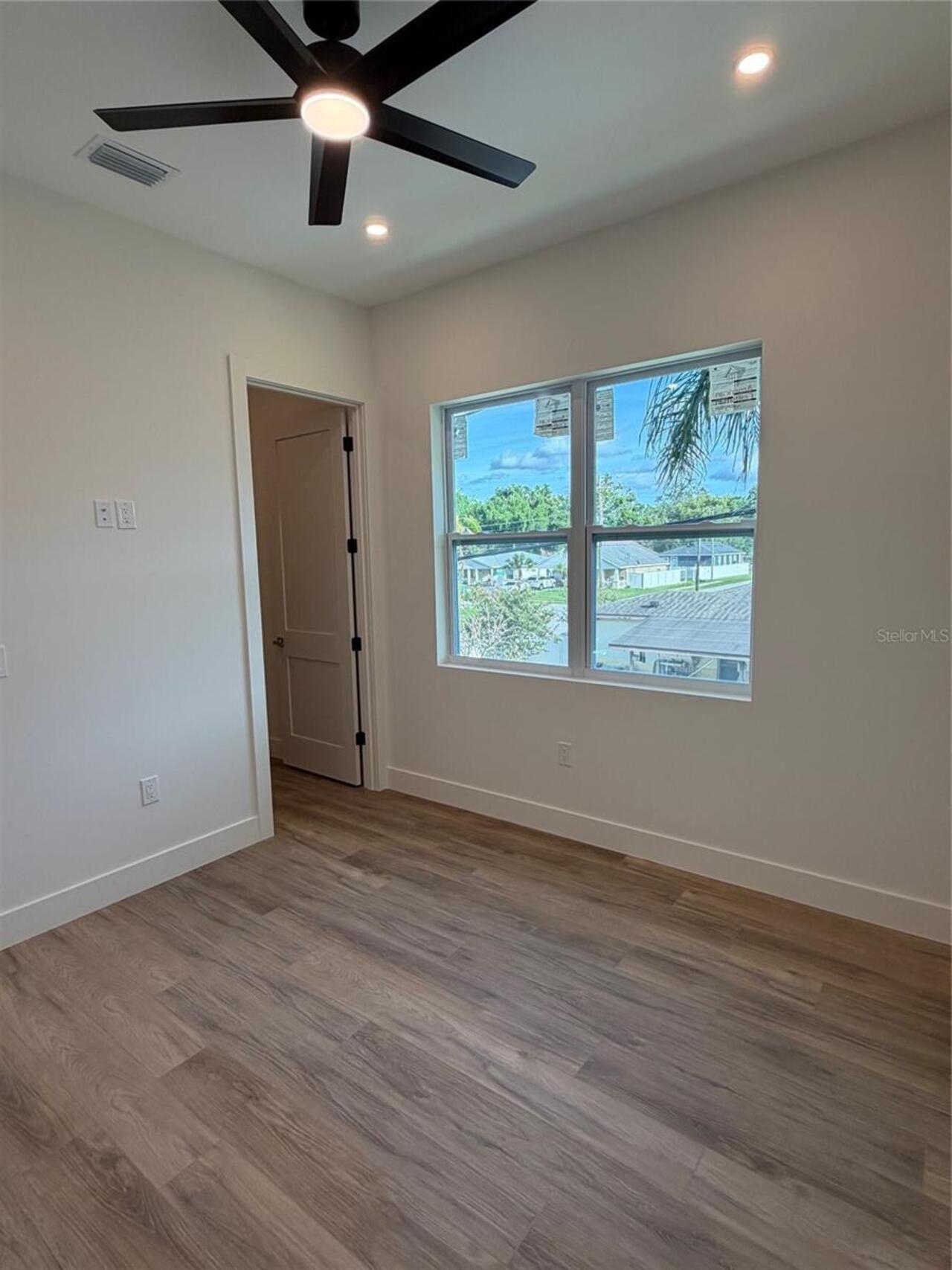 Listing Photo 23