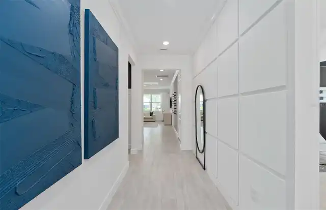 Listing Photo 9