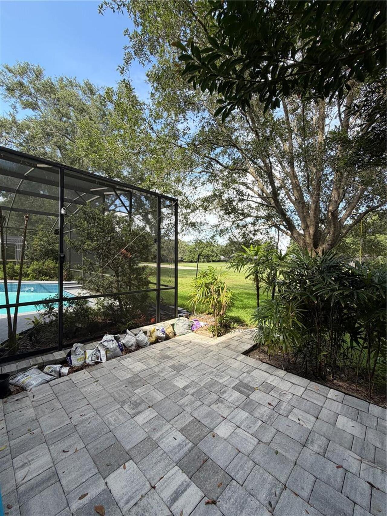 Listing Photo 22