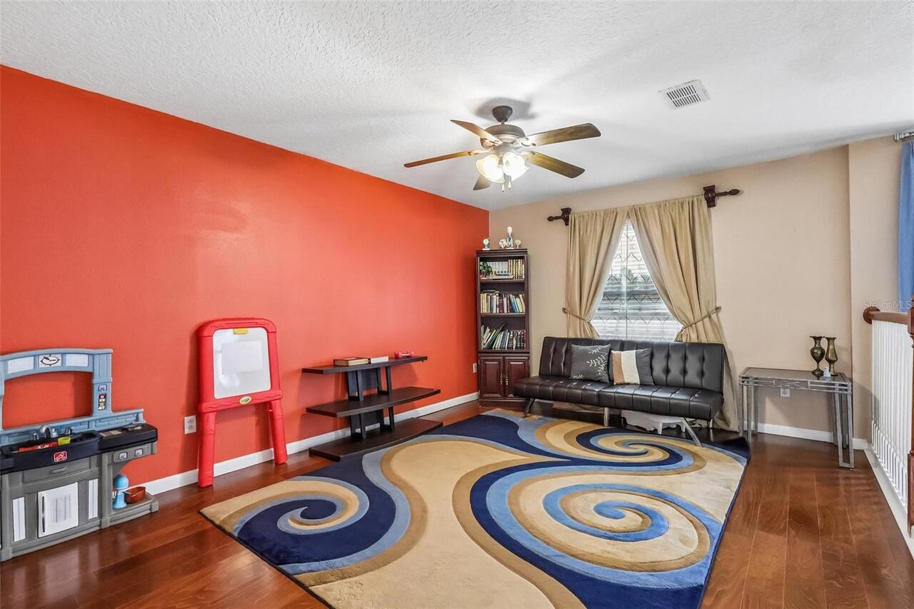 Listing Photo 17