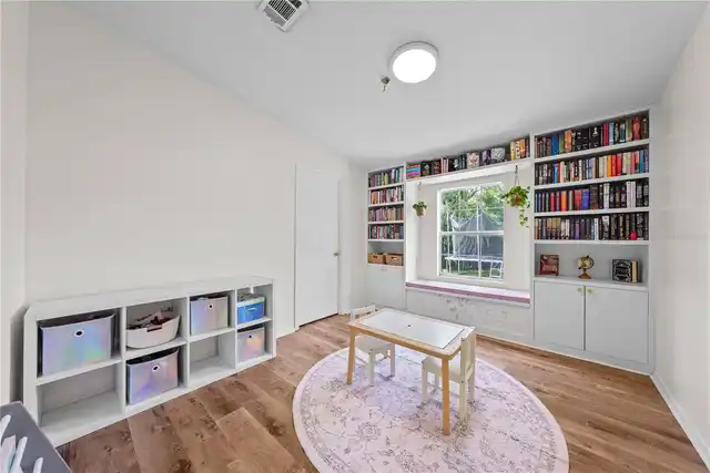 Listing Photo 9
