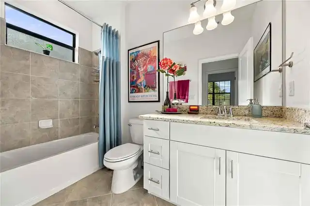 Listing Photo 23