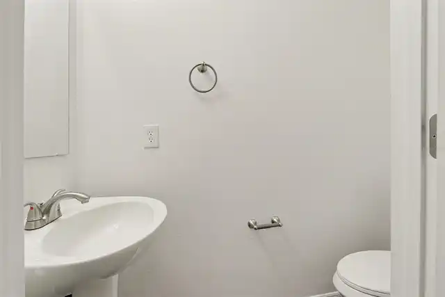 Listing Photo 18