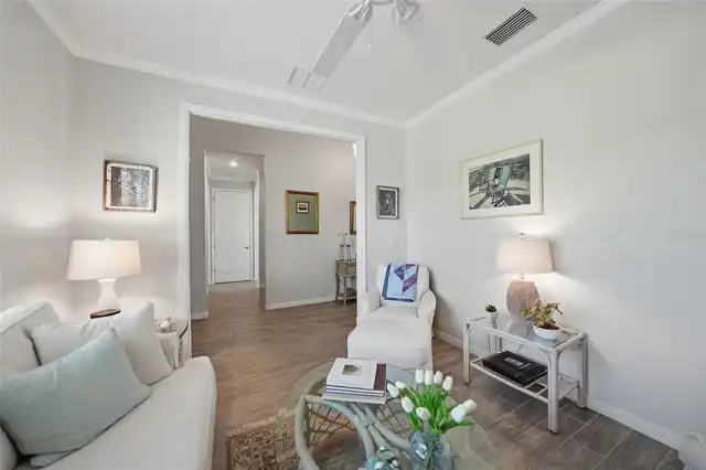 Listing Photo 8
