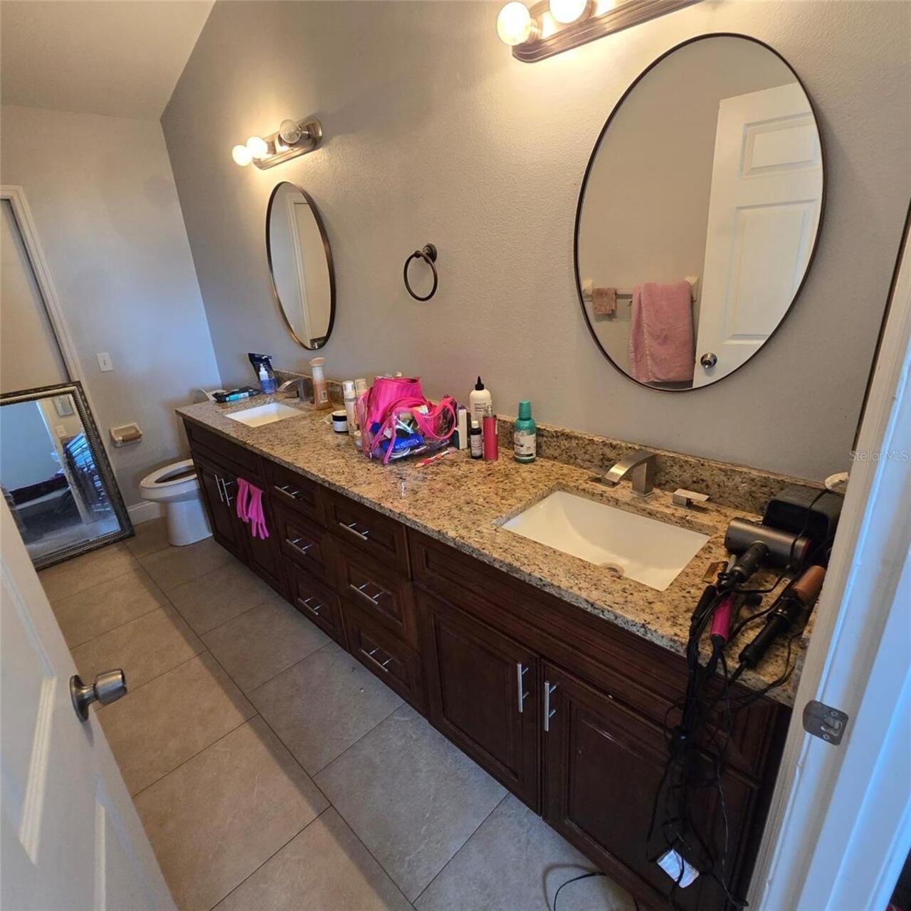 Listing Photo 10
