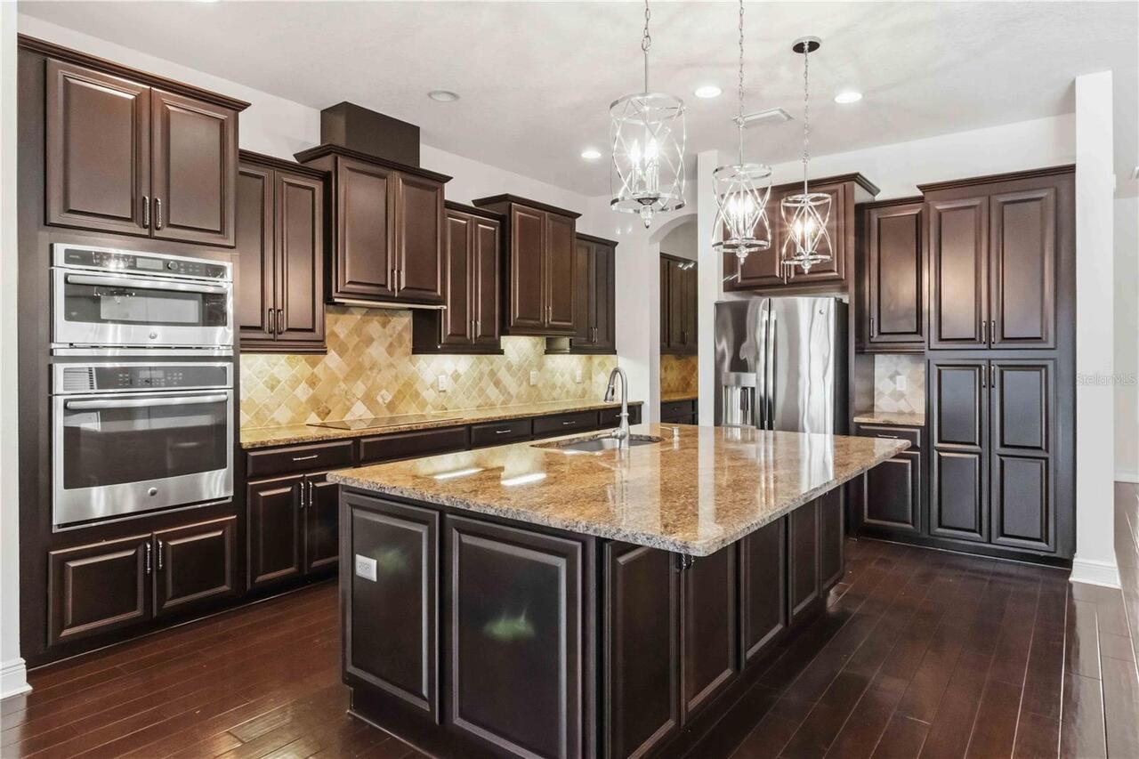 Listing Photo 18