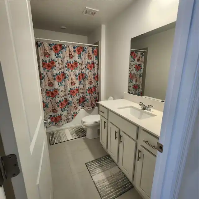 Listing Photo 14