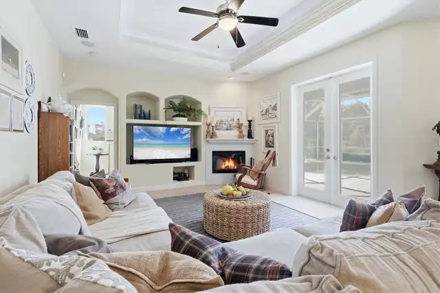 Listing Photo 9