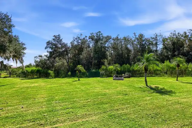 Listing Photo 33