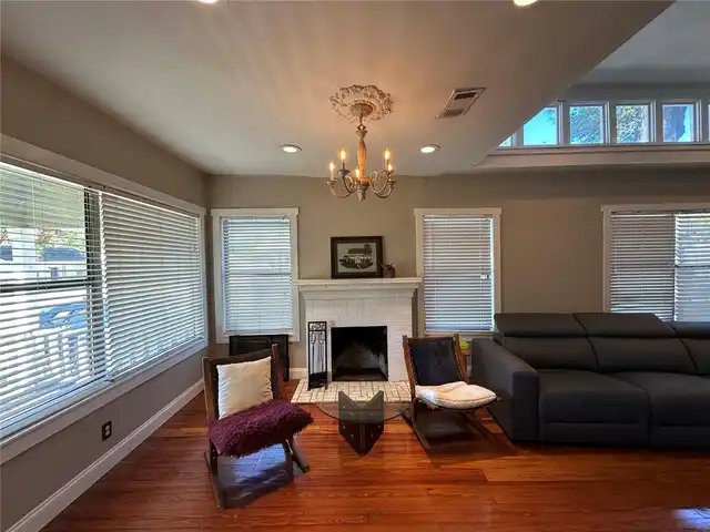 Listing Photo 7